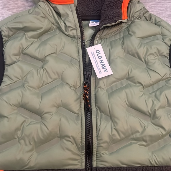 NWT- Kids Old Navy vest - Picture 2 of 5